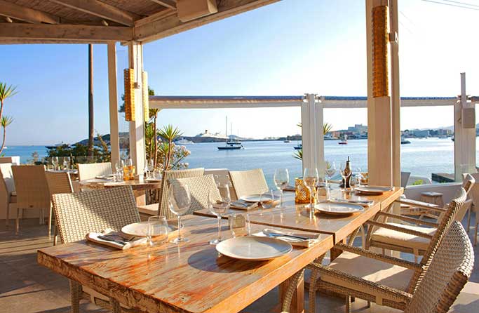 high end outdoor furniture manufacturer