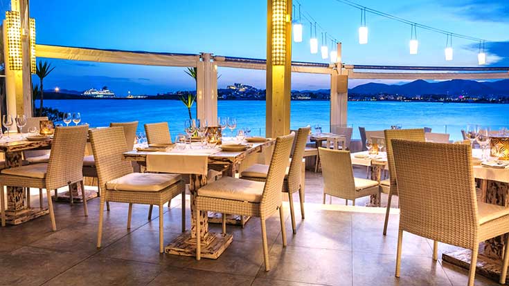 high end outdoor furniture manufacturer