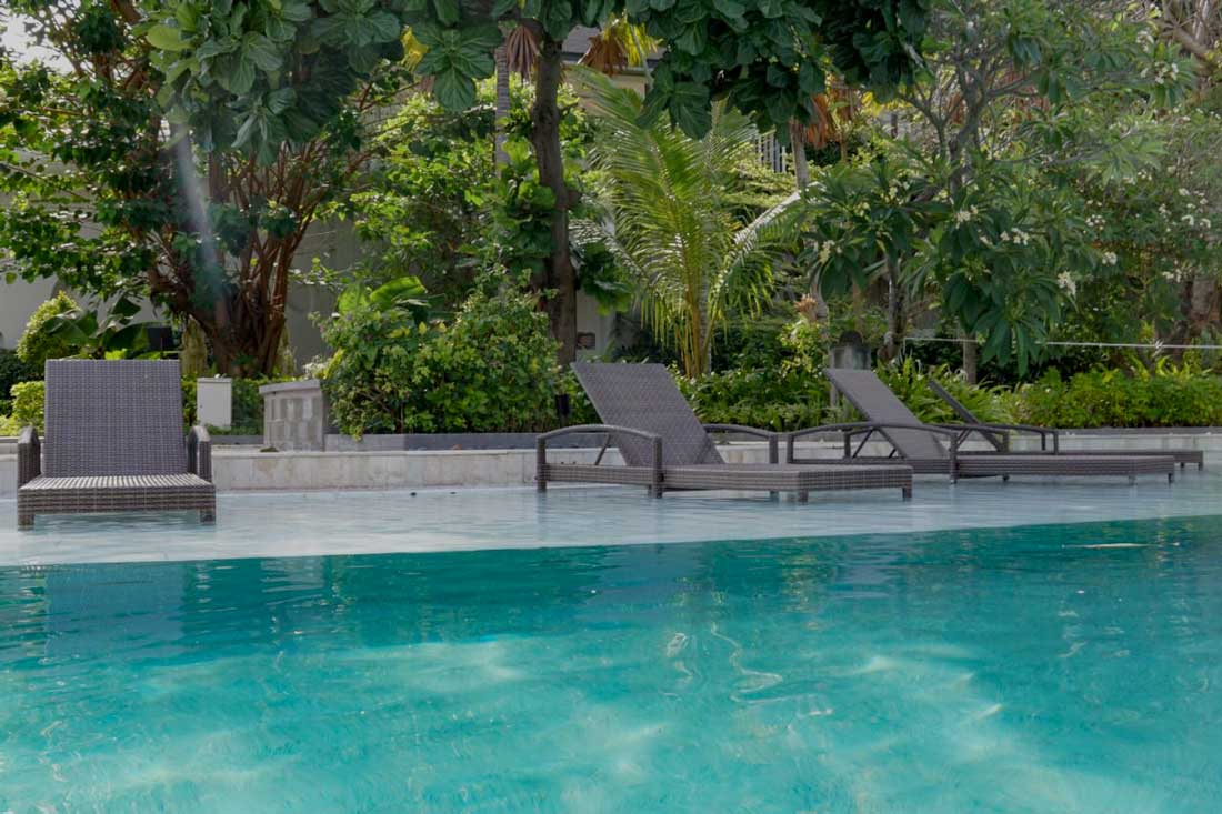 high end outdoor furniture manufacturer