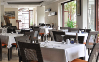 choosing dining chair for restaurant a guide by expert